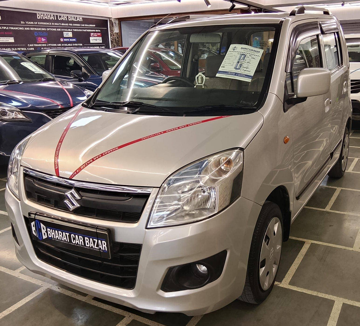 30,000 KMS MARUTI WAGONR VXI PETROL (2015)