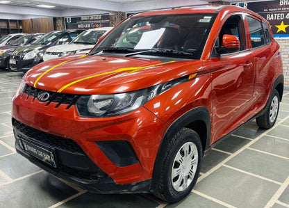 MAHINDRA KUV 100 NXT K4+ PETROL (2017)