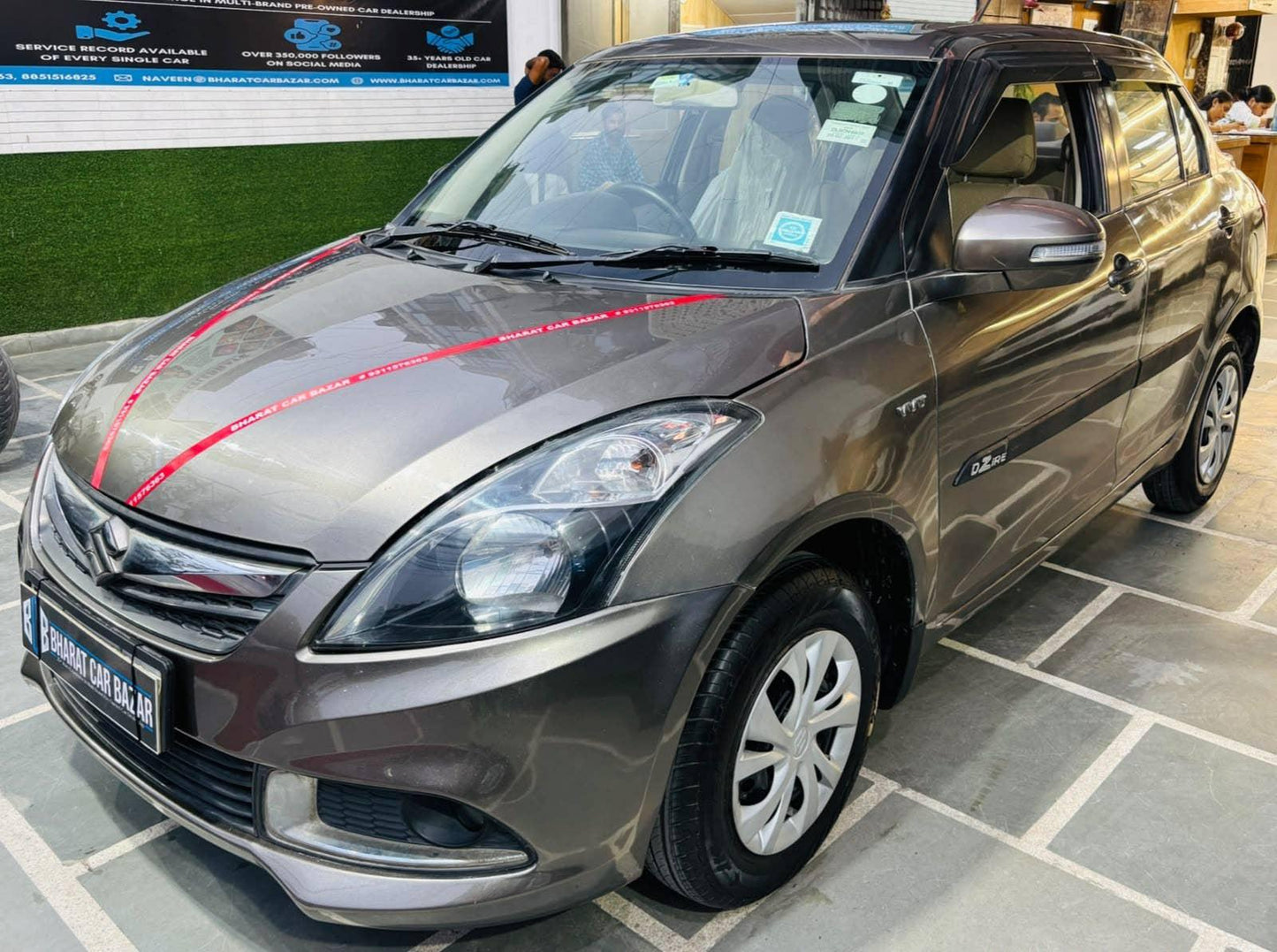 18,000 KMS MARUTI DZIRE VXI PETROL (2017)