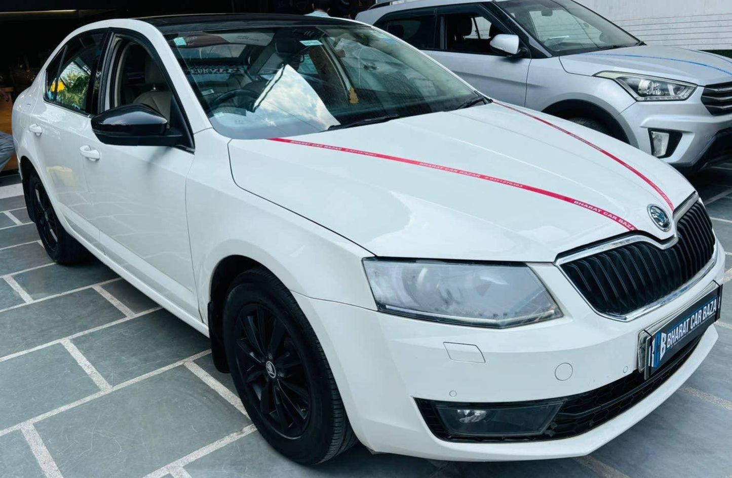 SKODA OCTAVIA STYLE PLUS 1.8 TSI AT PETROL (2017)