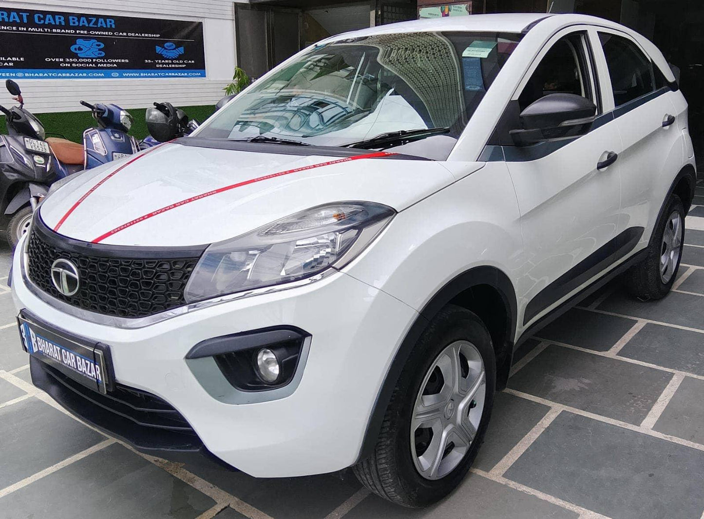 39,000 KMS TATA NEXON XM 1.5 RTQ DIESEL (2018)