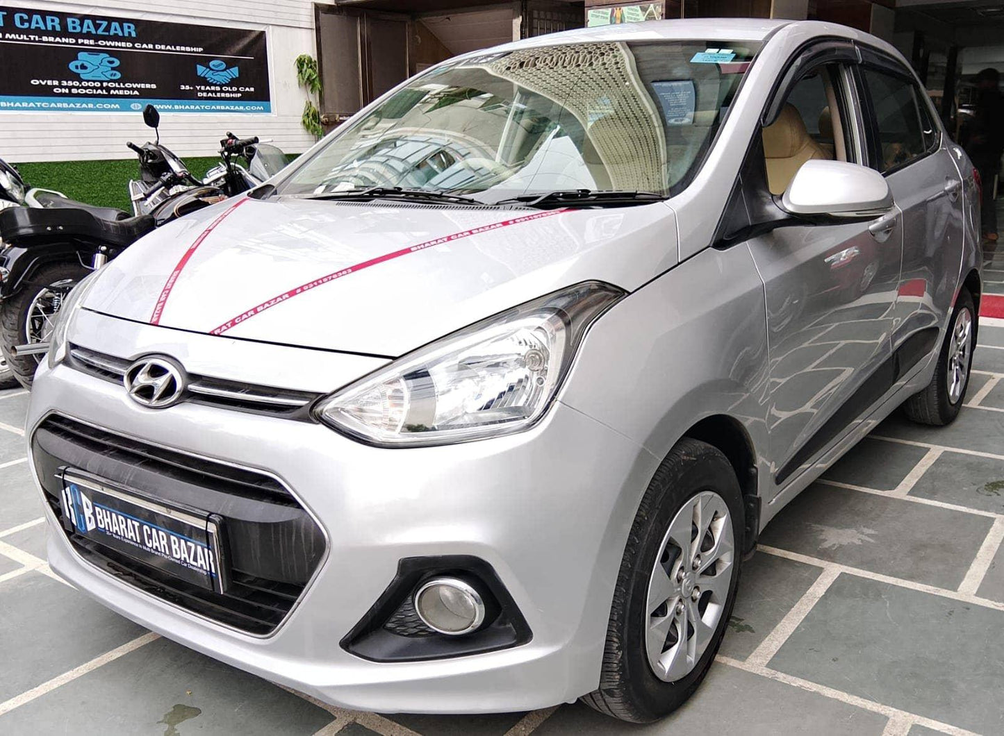 HYUNDAI XCENT S PETROL (2016)