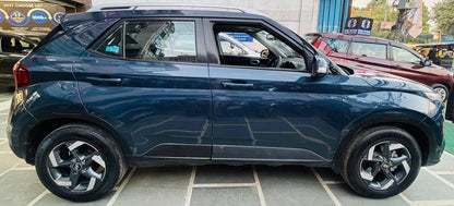 HYUNDAI VENUE 1.0 TURBO GDI MT SX SUNROOF (2019)