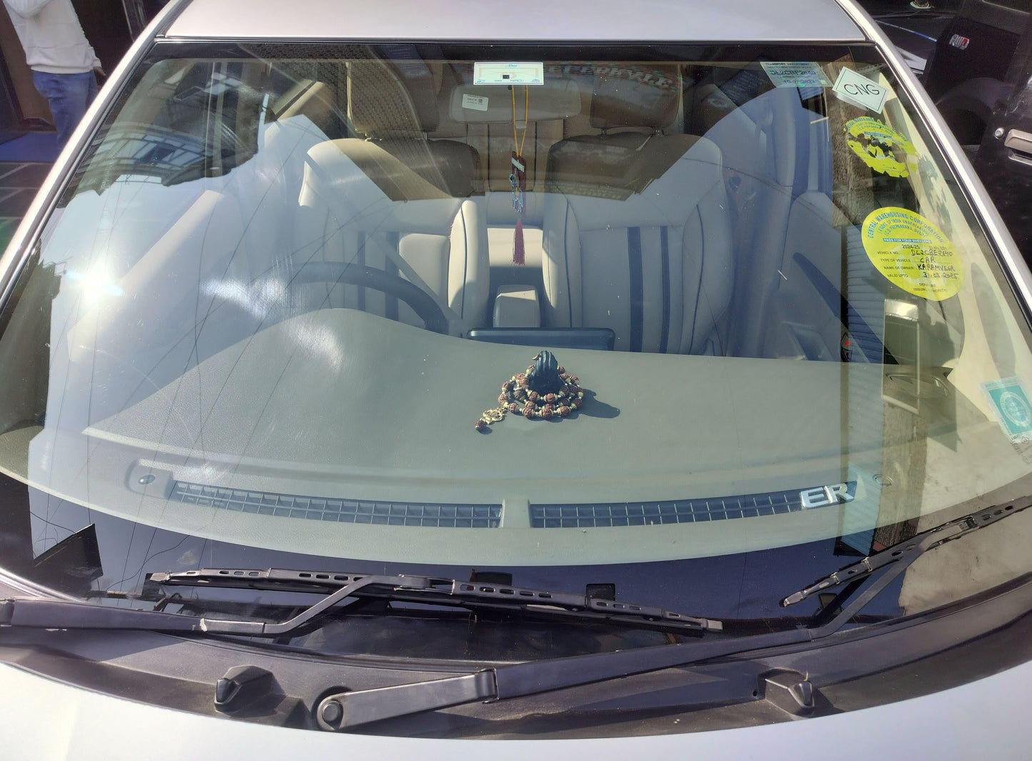 44,000 KMS MARUTI ERTIGA ZXI (O) GREEN CNG (2023)