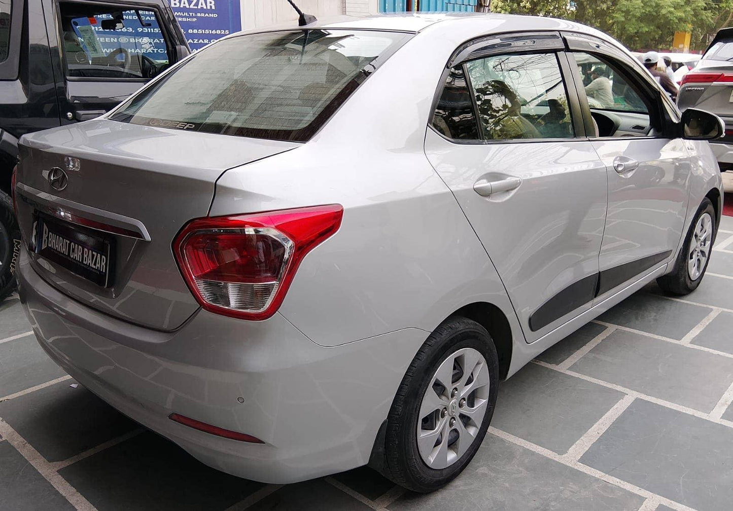 HYUNDAI XCENT S PETROL (2016)