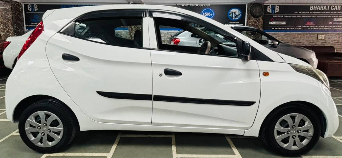HYUNDAI EON MAGNA PETROL (2015)