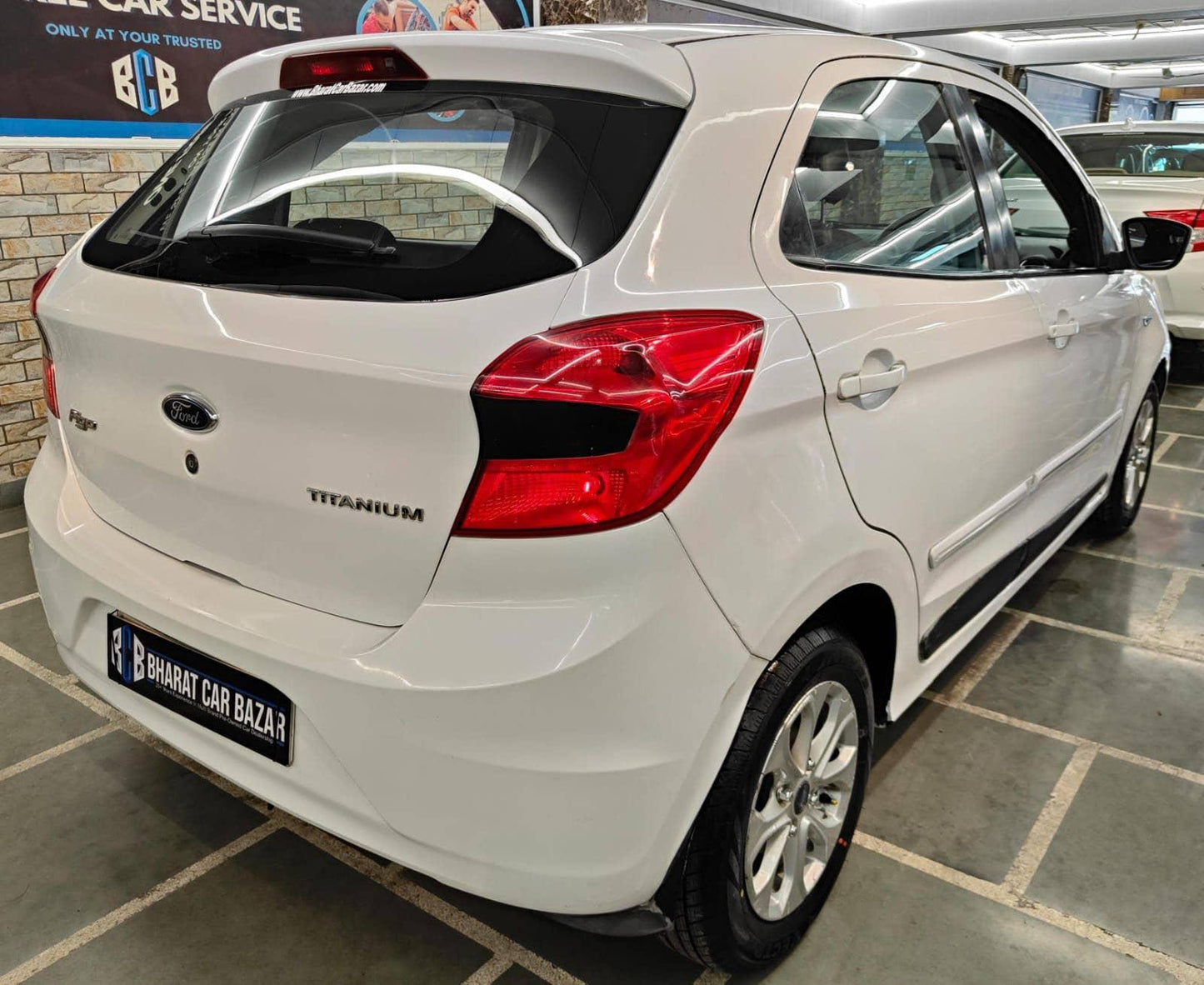 40,000 KMS FORD FIGO TITANIUM 1.2 PETROL (2016)