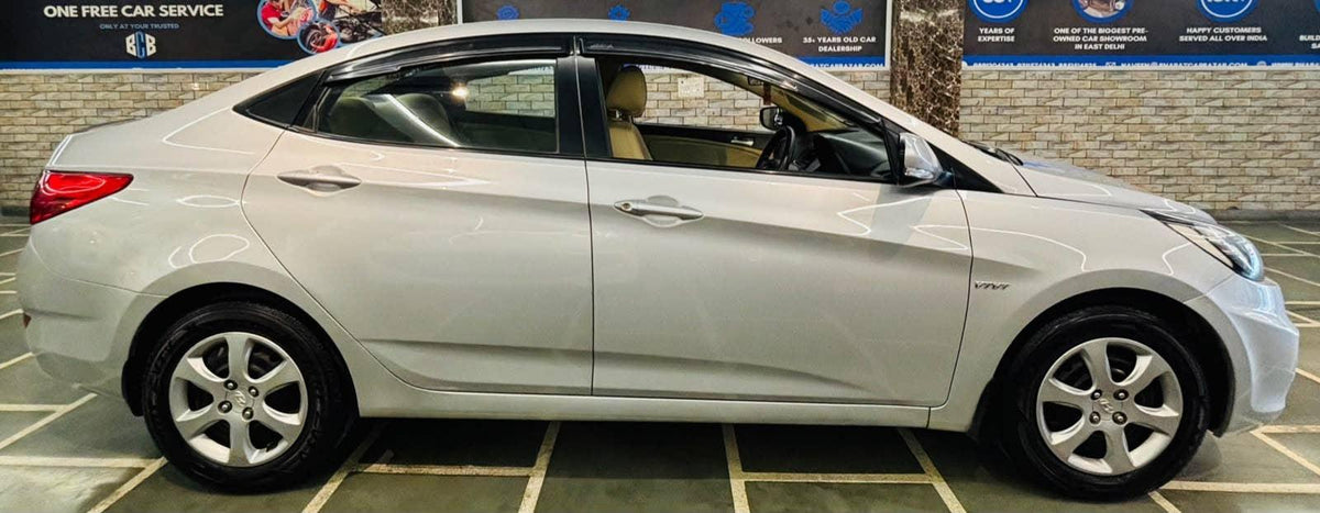 29,000 KMS HYUNDAI VERNA 1.4 EX MT PETROL (2014)