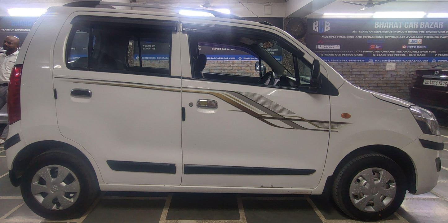 26,000 KMS MARUTI WAGONR LXI PETROL (2016)