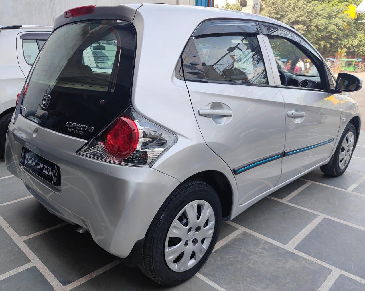 HONDA BRIO S PETROL (2015)