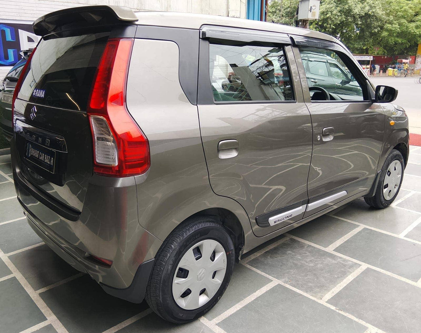 6,000 KMS MARUTI WAGONR VXI GREEN CNG (2022)