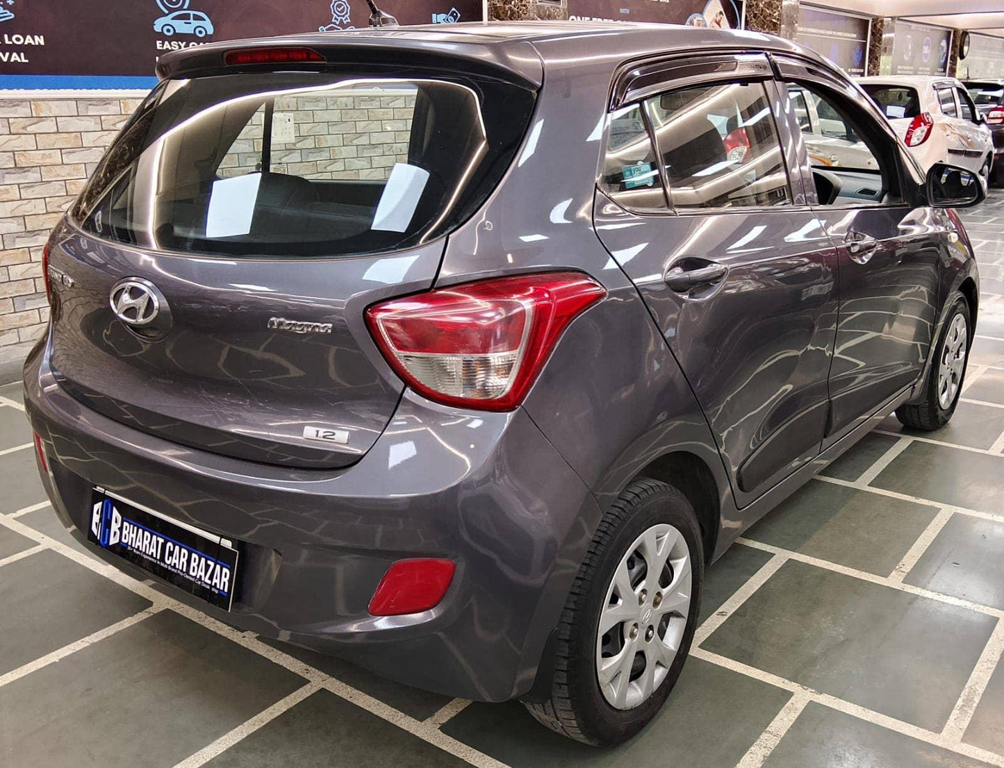 15,000 KMS HYUNDAI GRAND I10 MAGNA 1.2 PETROL (2014)