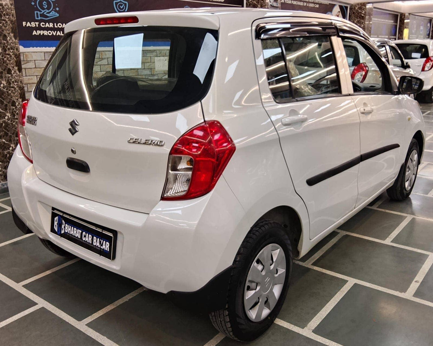 18,000 KMS MARUTI CELERIO LXI PETROL (2017)