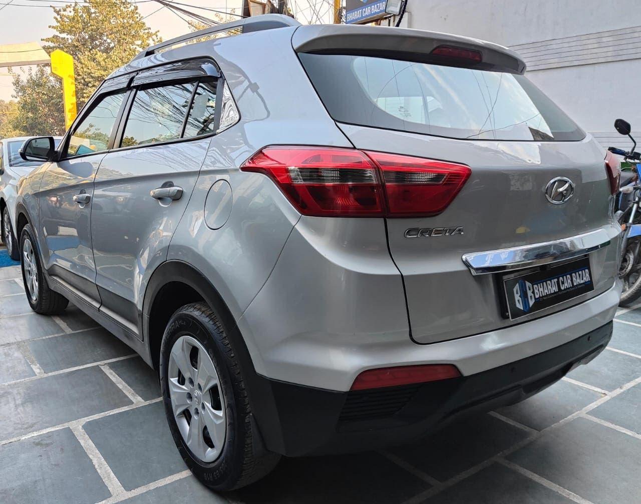 46,000 KMS HYUNDAI CRETA E+ PETROL (2017)