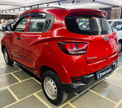 18,000 KMS MAHINDRA KUV 100 K2 6STR PETROL (2016)