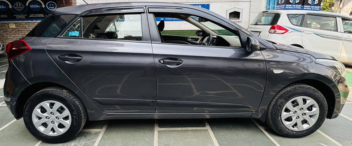 45,000 KMS HYUNDAI I20 1.2 MAGNA PETROL (2019)
