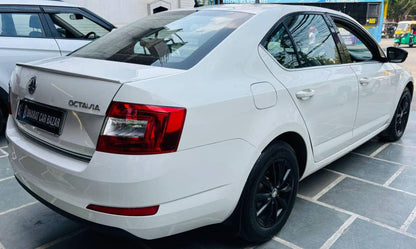 SKODA OCTAVIA STYLE PLUS 1.8 TSI AT PETROL (2017)