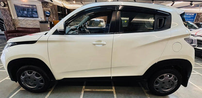22,000 KMS MAHINDRA KUV 100 K6+ 6STR G NXT PETROL (2018)