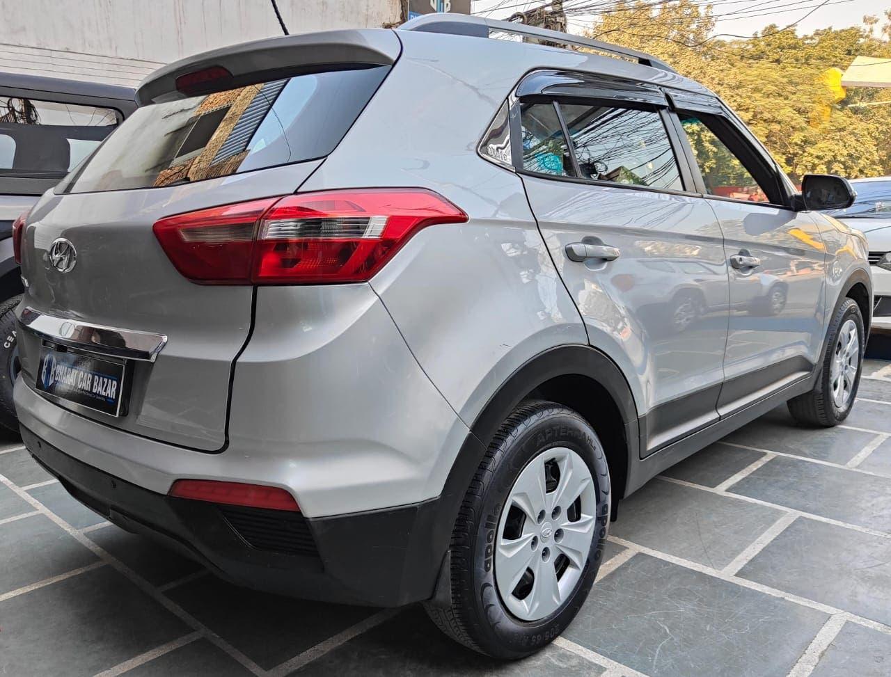 46,000 KMS HYUNDAI CRETA E+ PETROL (2017)