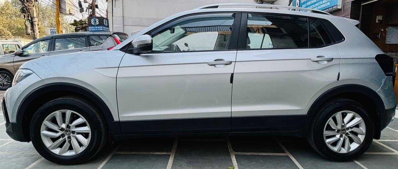 VOLKSWAGEN TAIGUN HIGHLINE 1.0 AT PETROL (2022)