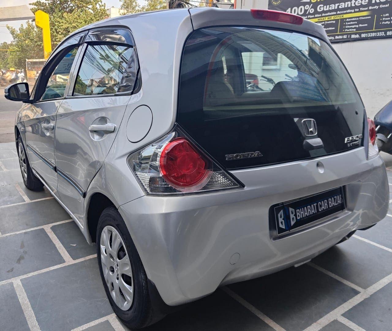 HONDA BRIO S PETROL (2015)