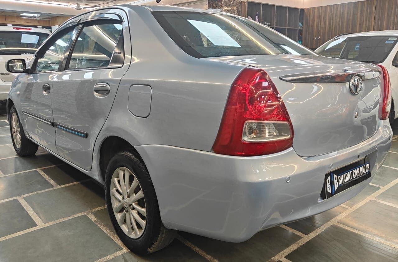 TOYOTA ETIOS V PETROL (2011)