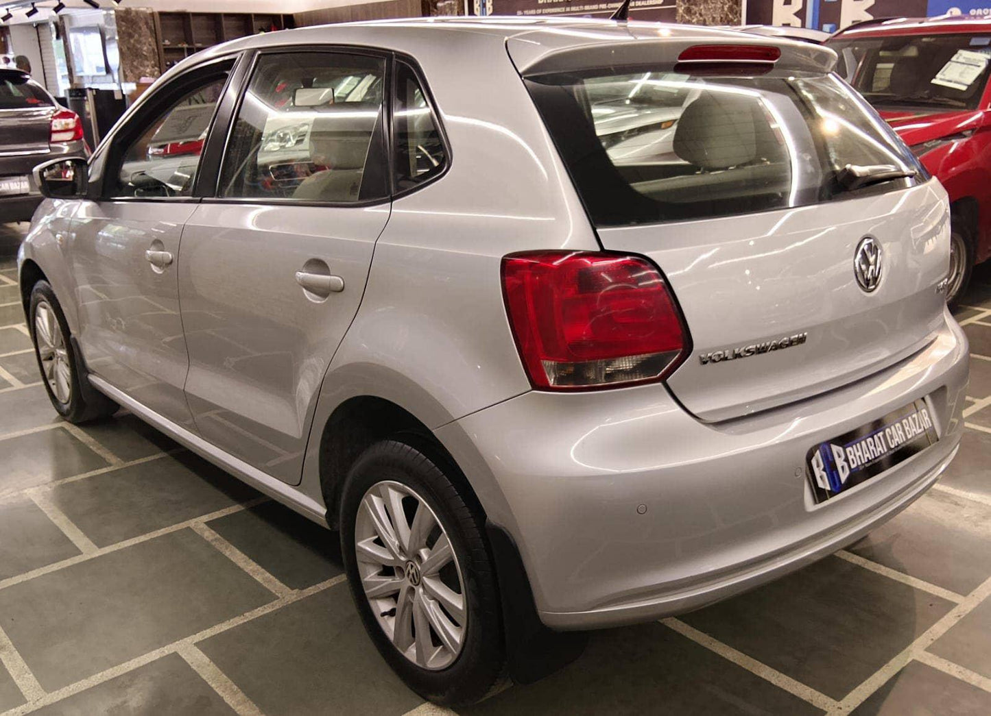 24,000 KMS Volkswagen POLO 1.2 HIGHLINE PETROL (2012)