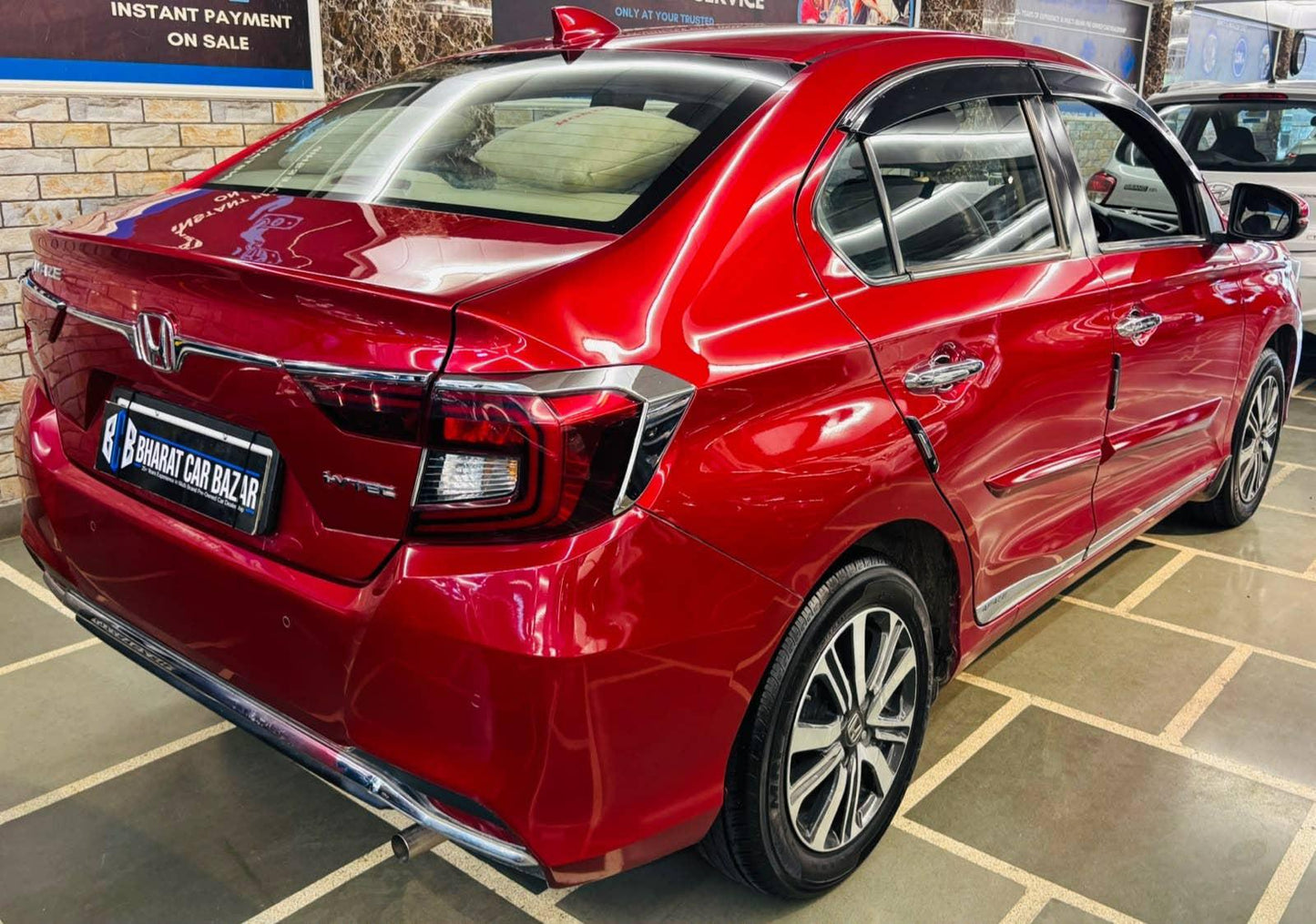 28,000 KMS HONDA AMAZE RDE VX 1.2 MT PETROL (2023)