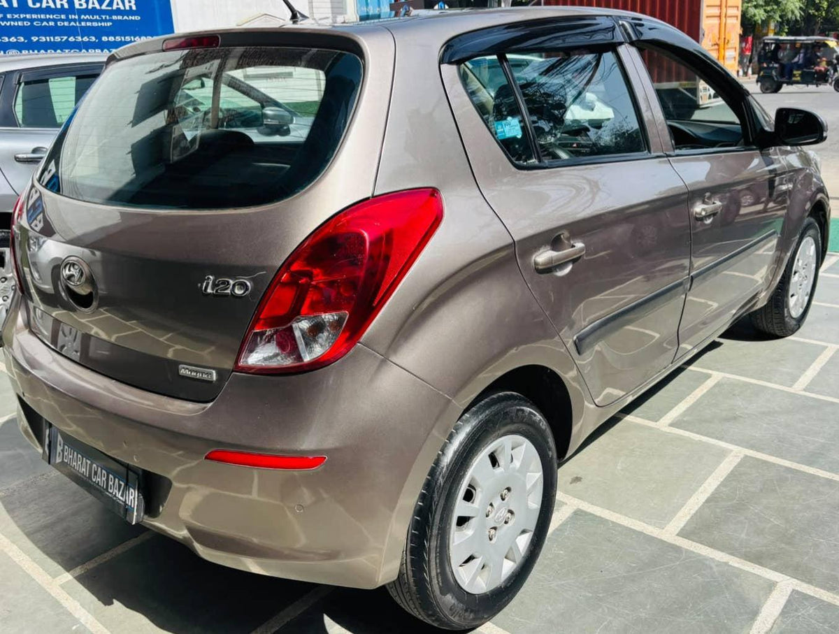 35,000 KMS HYUNDAI I20 MAGNA (O) 1.2 PETROL (2012)