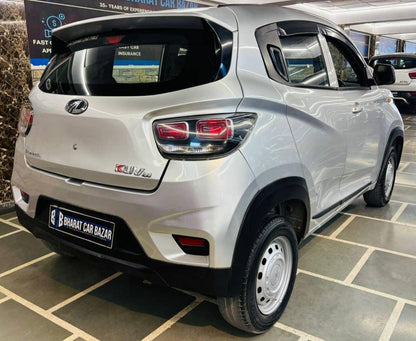 20,000 KMS MAHINDRA KUV 100 K2 6STR PETROL (2017)