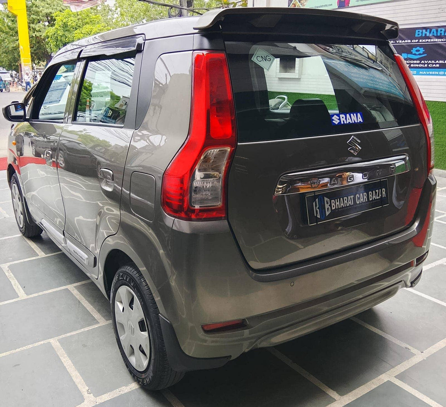6,000 KMS MARUTI WAGONR VXI GREEN CNG (2022)