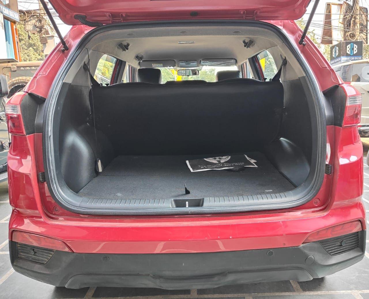 HYUNDAI CRETA E+ PETROL (2017)