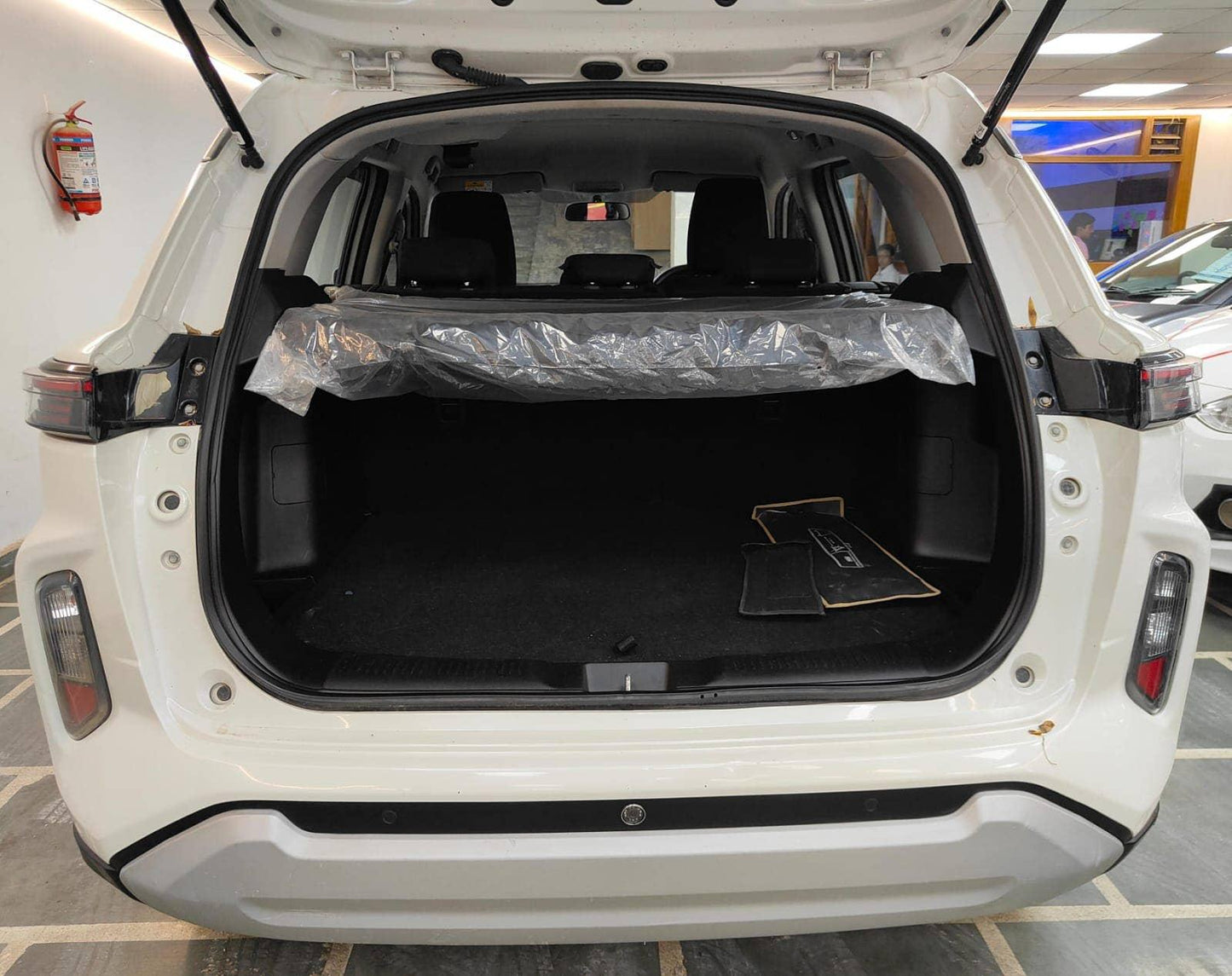 24,000 KMS MARUTI GRAND VITARA SIGMA PETROL (2023)