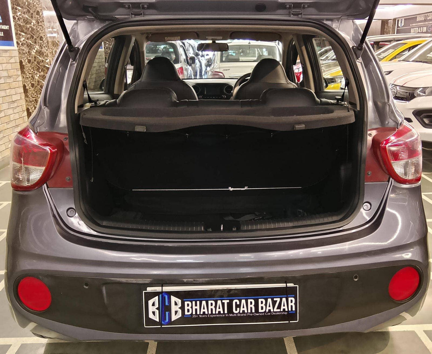 47,000 KMS HYUNDAI GRAND I10 SPORTZ 1.2 PETROL (2017)