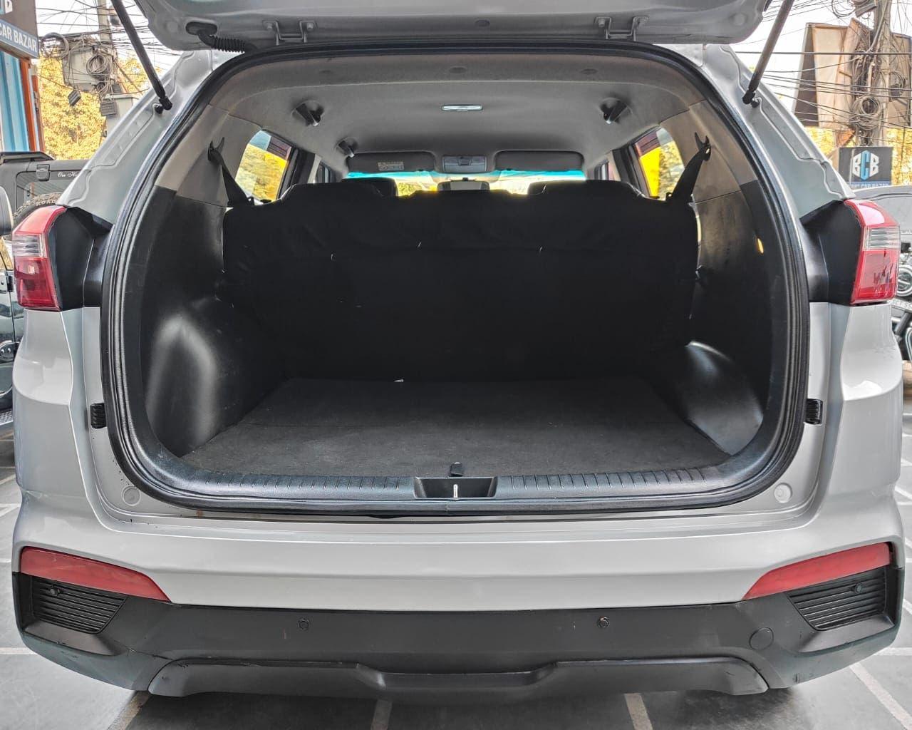 46,000 KMS HYUNDAI CRETA E+ PETROL (2017)