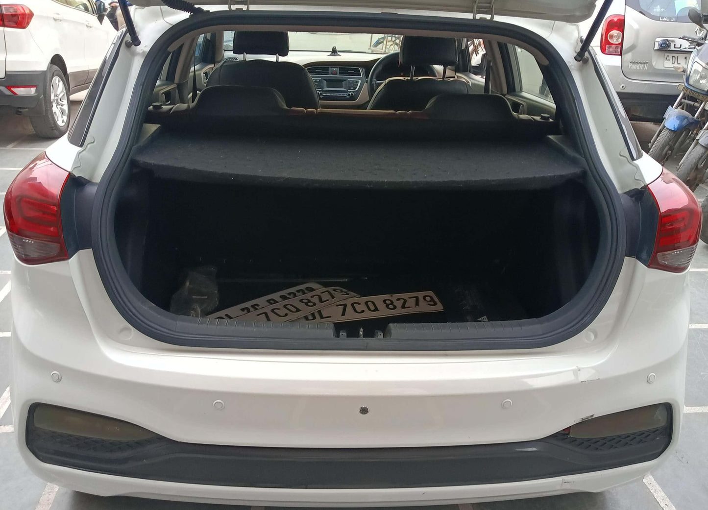 27,000 KMS HYUNDAI I20 MAGNA EXECUTIVE PETROL (2019)