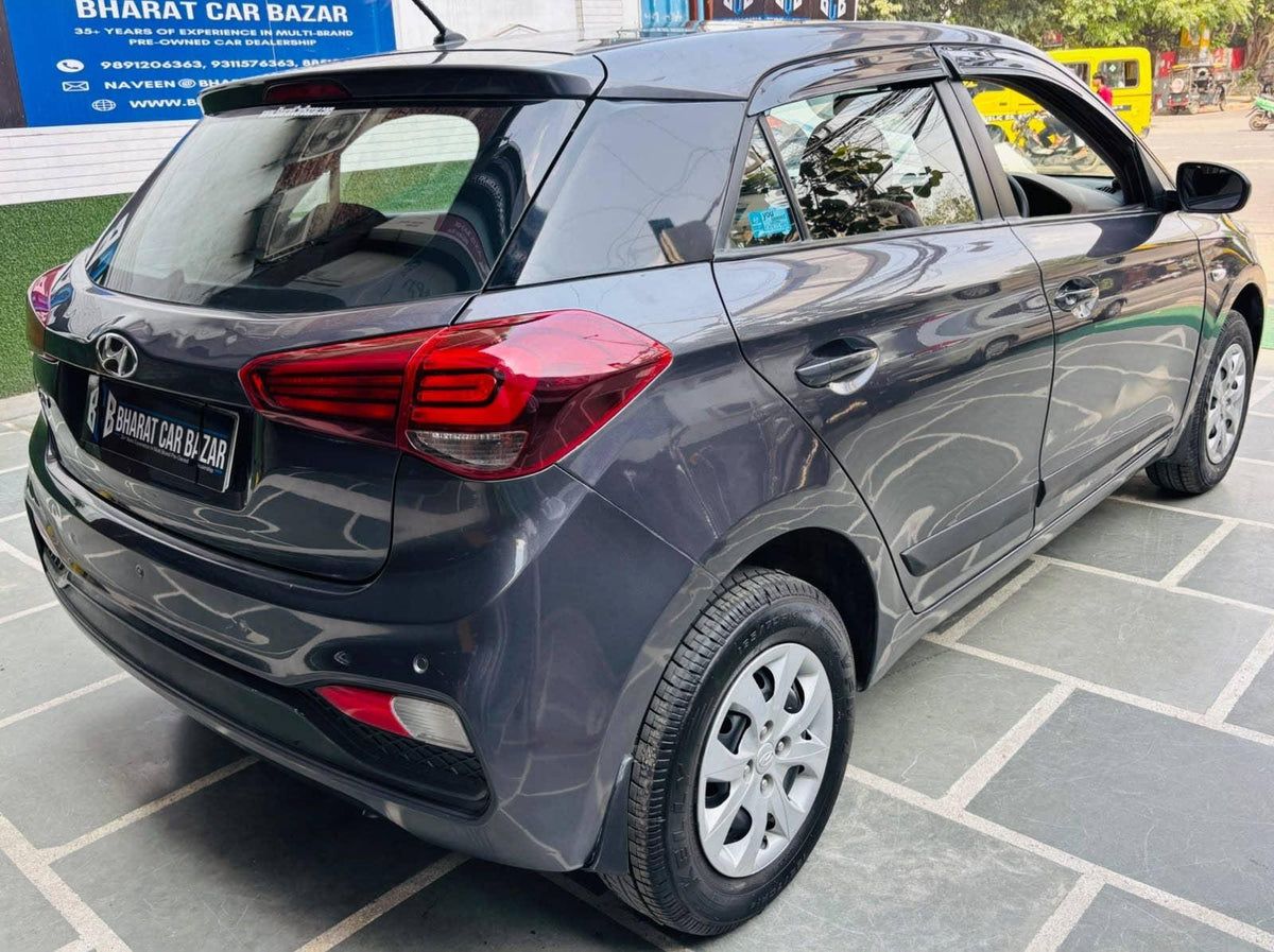45,000 KMS HYUNDAI I20 1.2 MAGNA PETROL (2019)