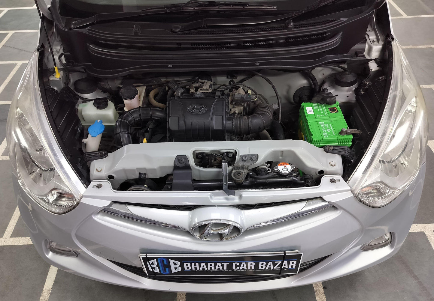 17,000 KMS HYUNDAI EON SPORTZ PETROL (2015)