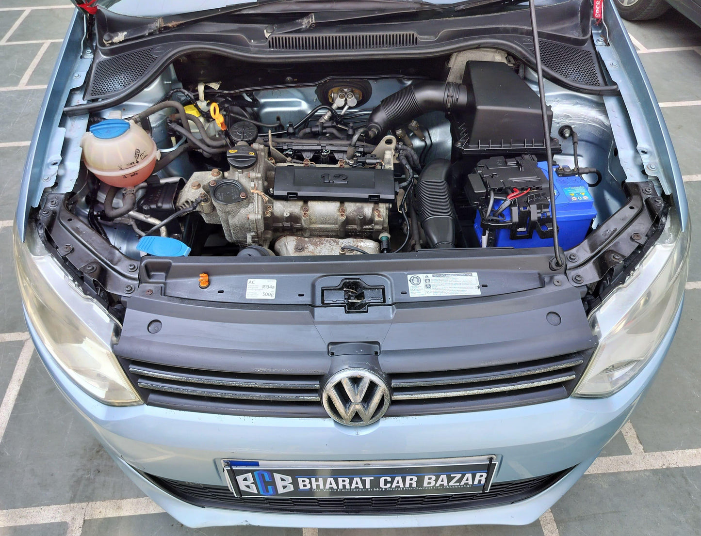 12,000 KMS VOLKSWAGEN POLO COMFORT LINE PETROL (2011)