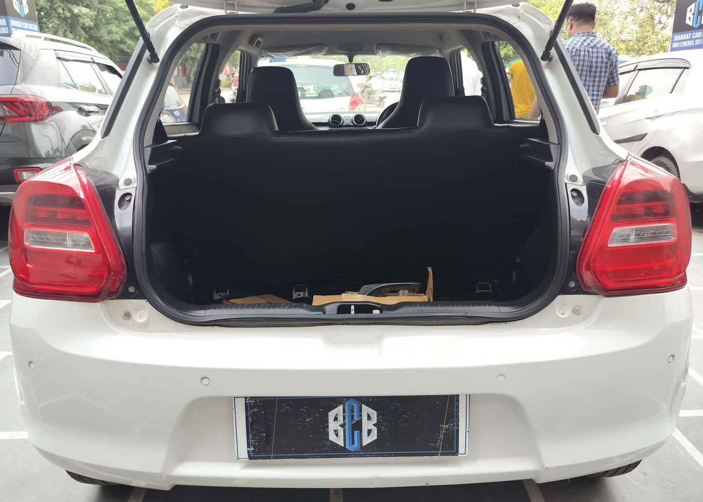 MARUTI SWIFT LXI PETROL (2020)