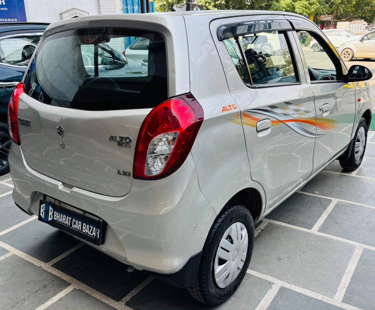 19,000 KMS MARUTI ALTO 800 LXI PETROL (2015)