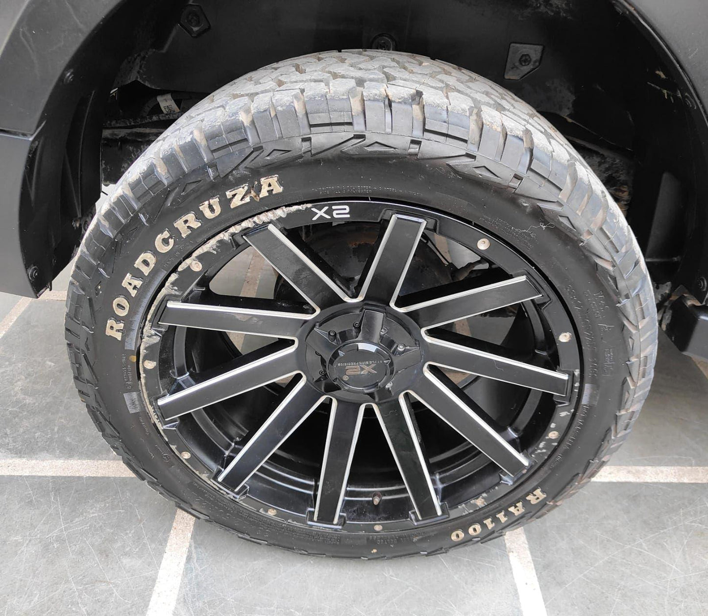 22,000 KMS MAHINDRA THAR LX D MT 4X4 PETROL (2023)