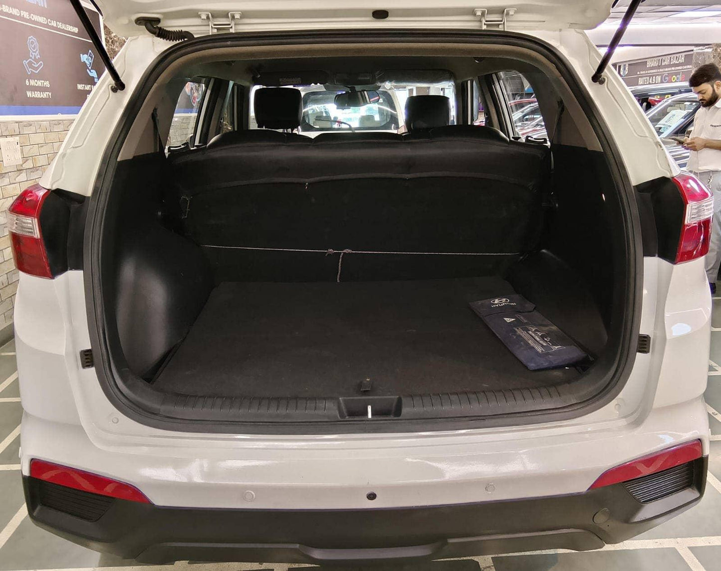 39,000 KMS HYUNDAI CRETA 1.6 E+ VTVT PETROL (2017)