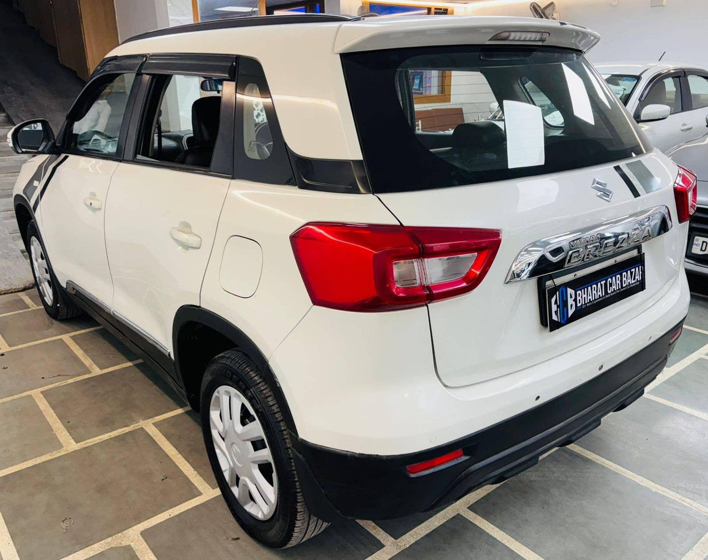 MARUTI VITARA BREZZA VXI PETROL (2022)