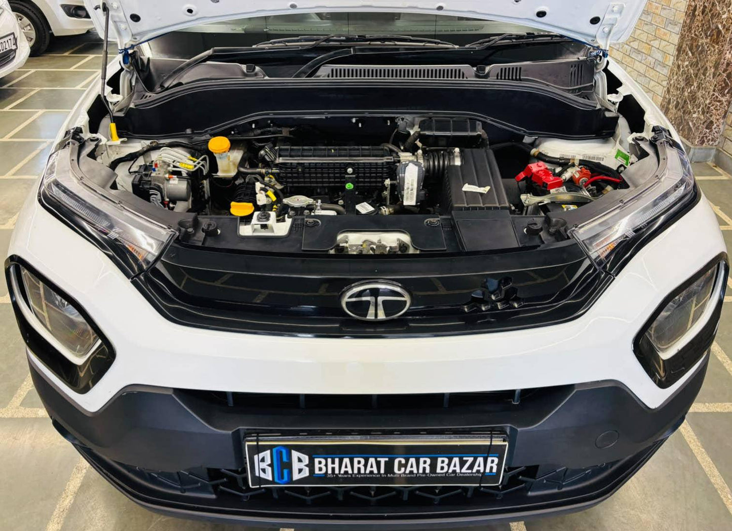 14,000 KMS TATA PUNCH 1.2 ADVENTURE S I-CNG (2025)