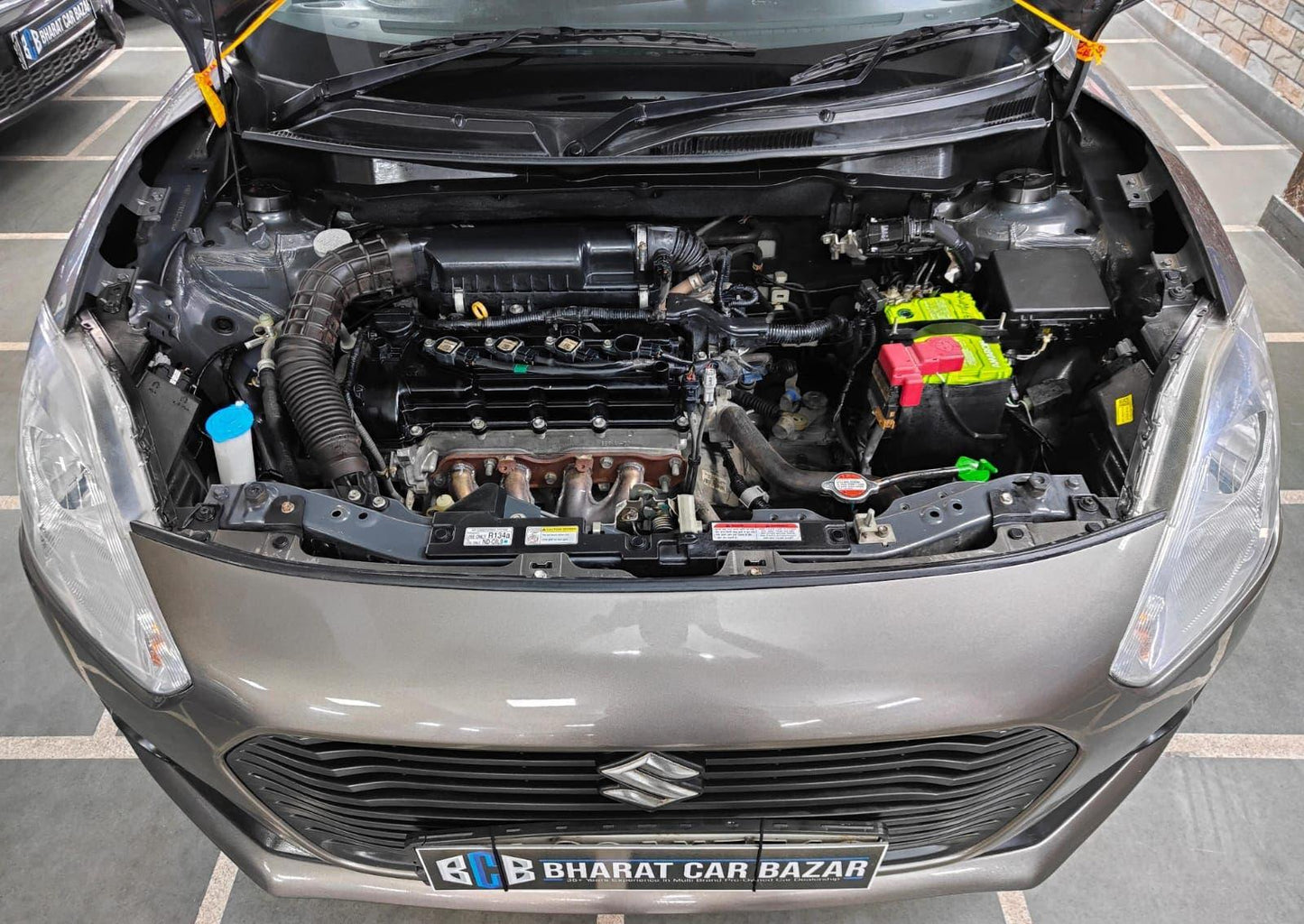 33,000 KMS MARUTI SWIFT VXI PETROL (2018)