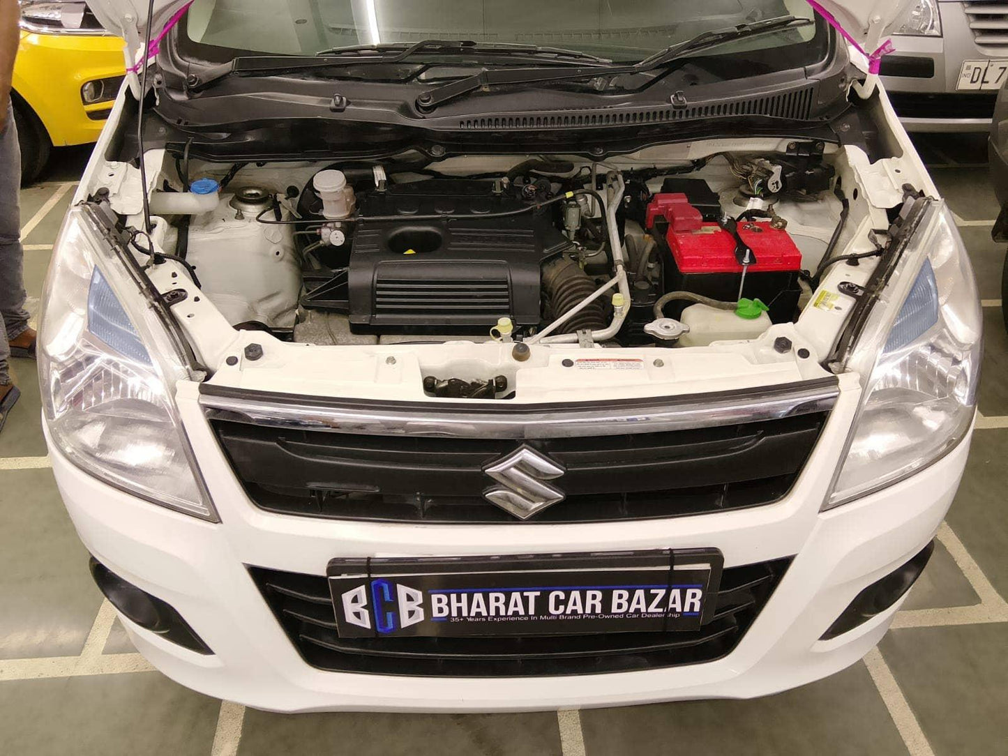 2,000 KMS MARUTI WAGONR LXI PETROL (2014)