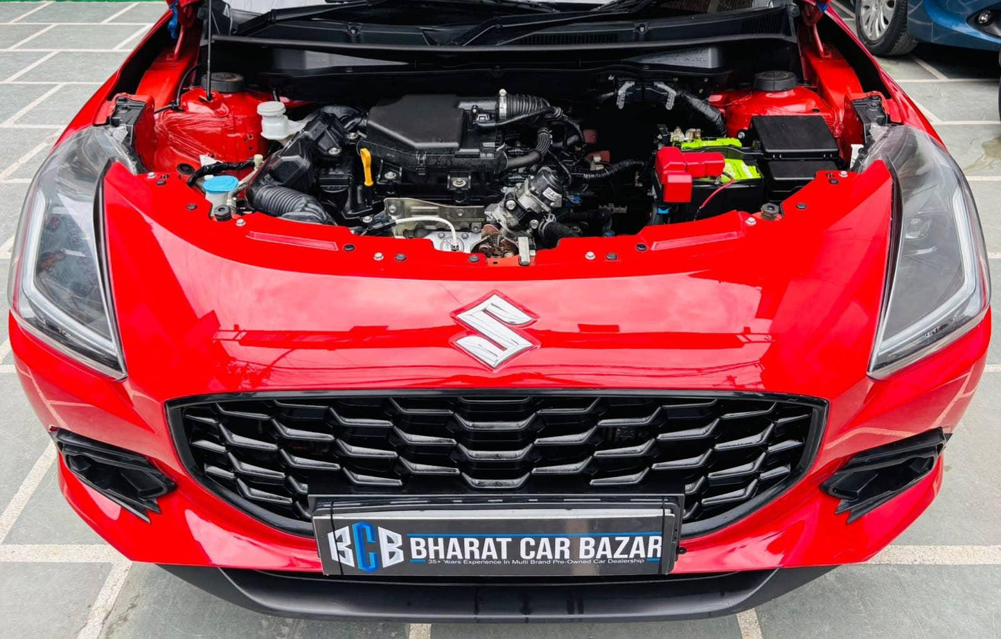 39,000 KMS MARUTI SWIFT ZXI+ PETROL (2024)