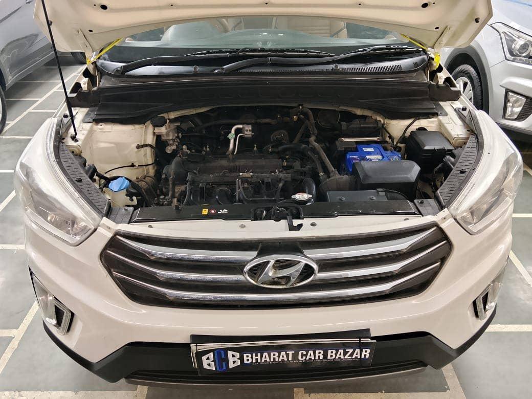 HYUNDAI CRETA 1.6 VTVT PETROL (2016)