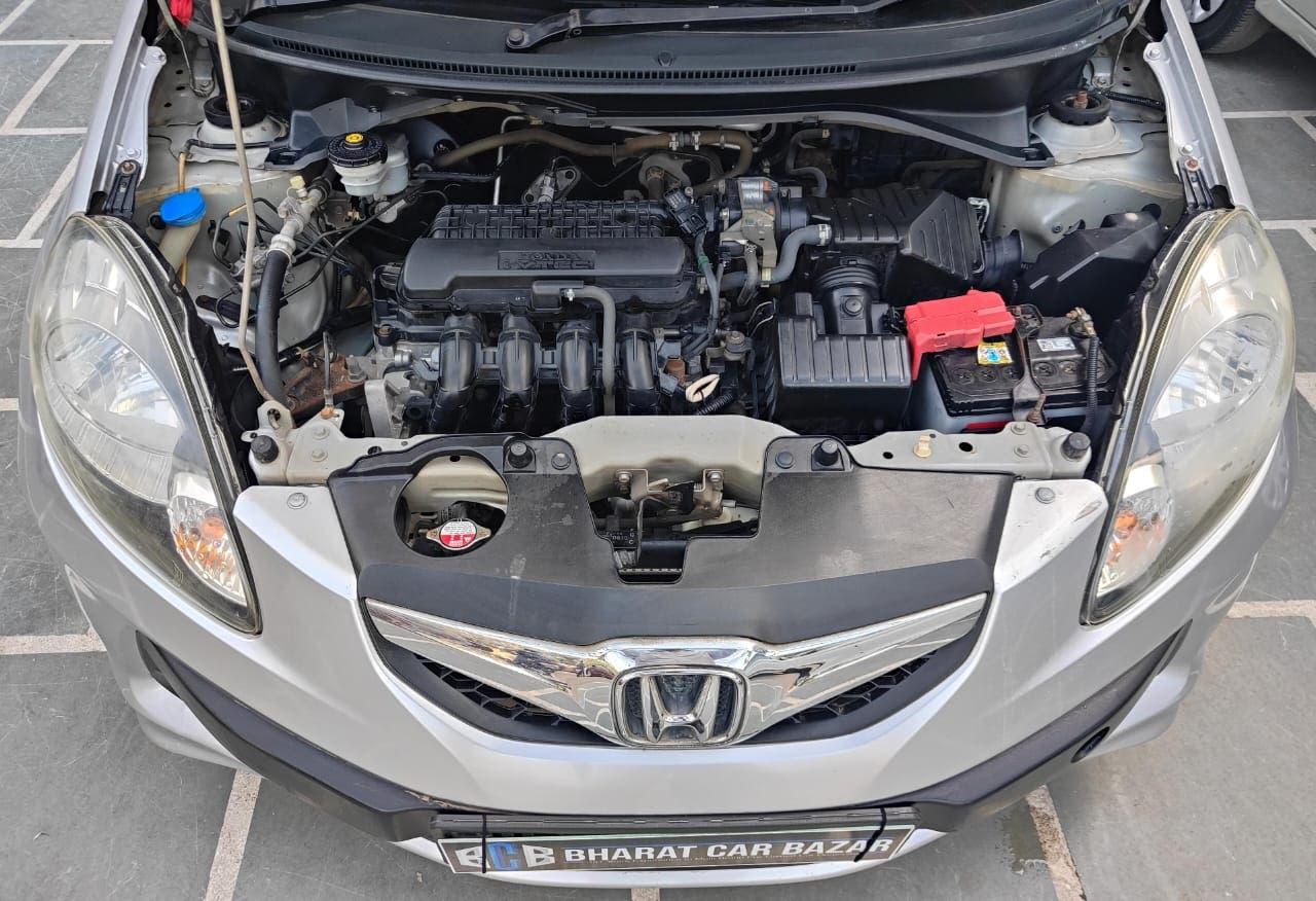 HONDA BRIO S PETROL (2015)